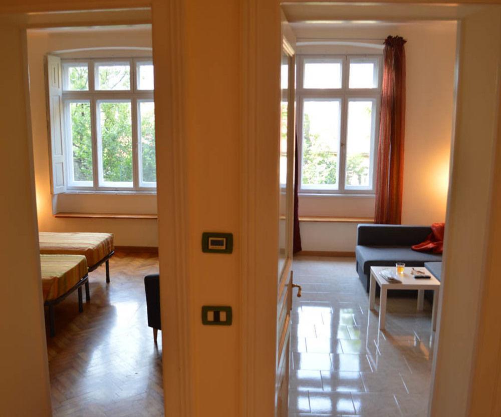 Casa Vacanze All'Angolo Triest Zewnętrze zdjęcie